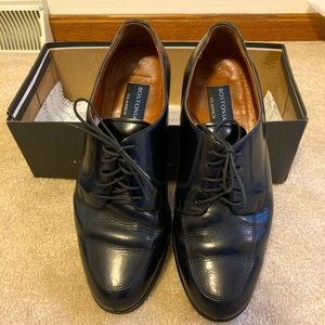 Bostonian dress shoes